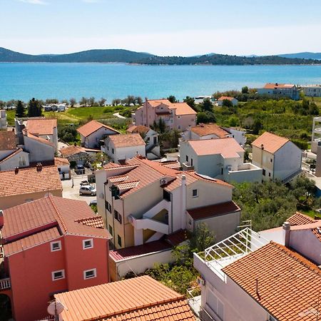 Apartments With A Parking Space Vodice - 16543 Buitenkant foto