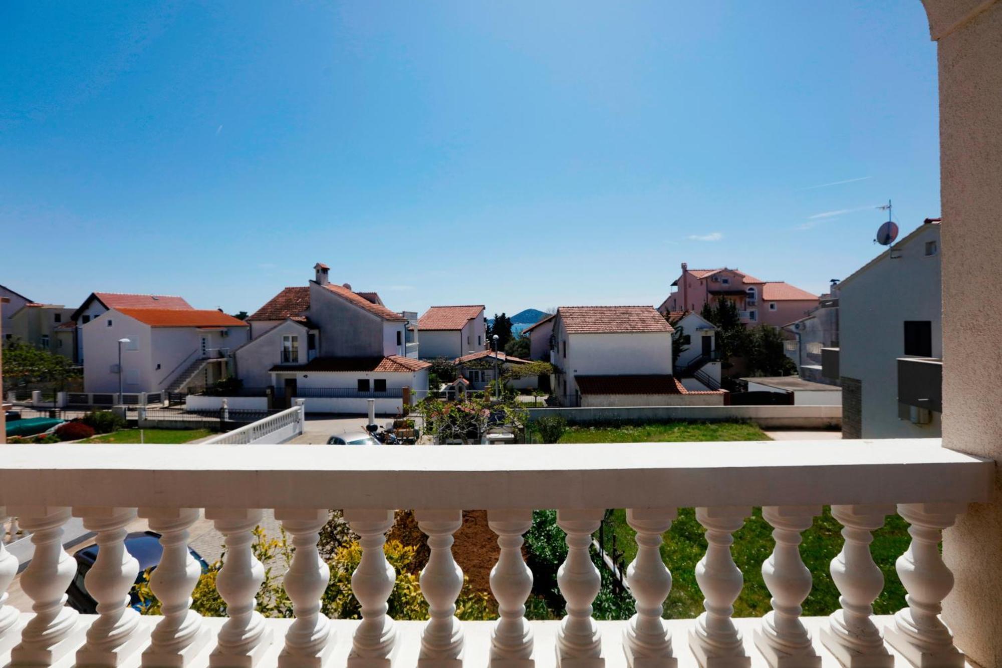 Apartments With A Parking Space Vodice - 16543 Buitenkant foto