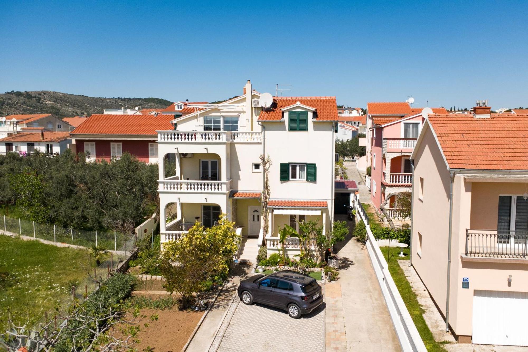 Apartments With A Parking Space Vodice - 16543 Buitenkant foto